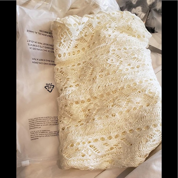 BRAND NEW WOMENS STYLISH BEACH COVER UP NWT - Picture 6 of 7